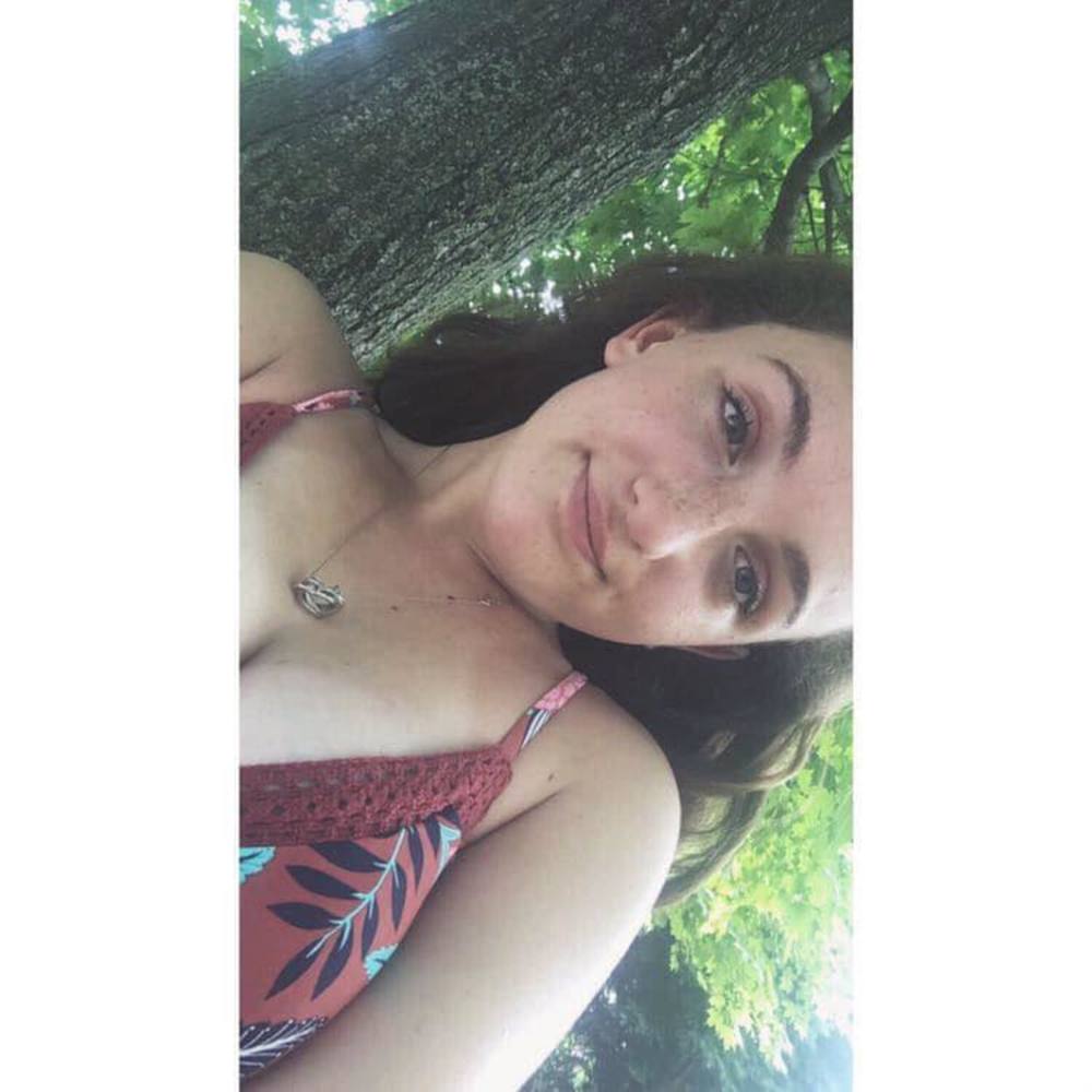 Meet your Posher, Gabriella